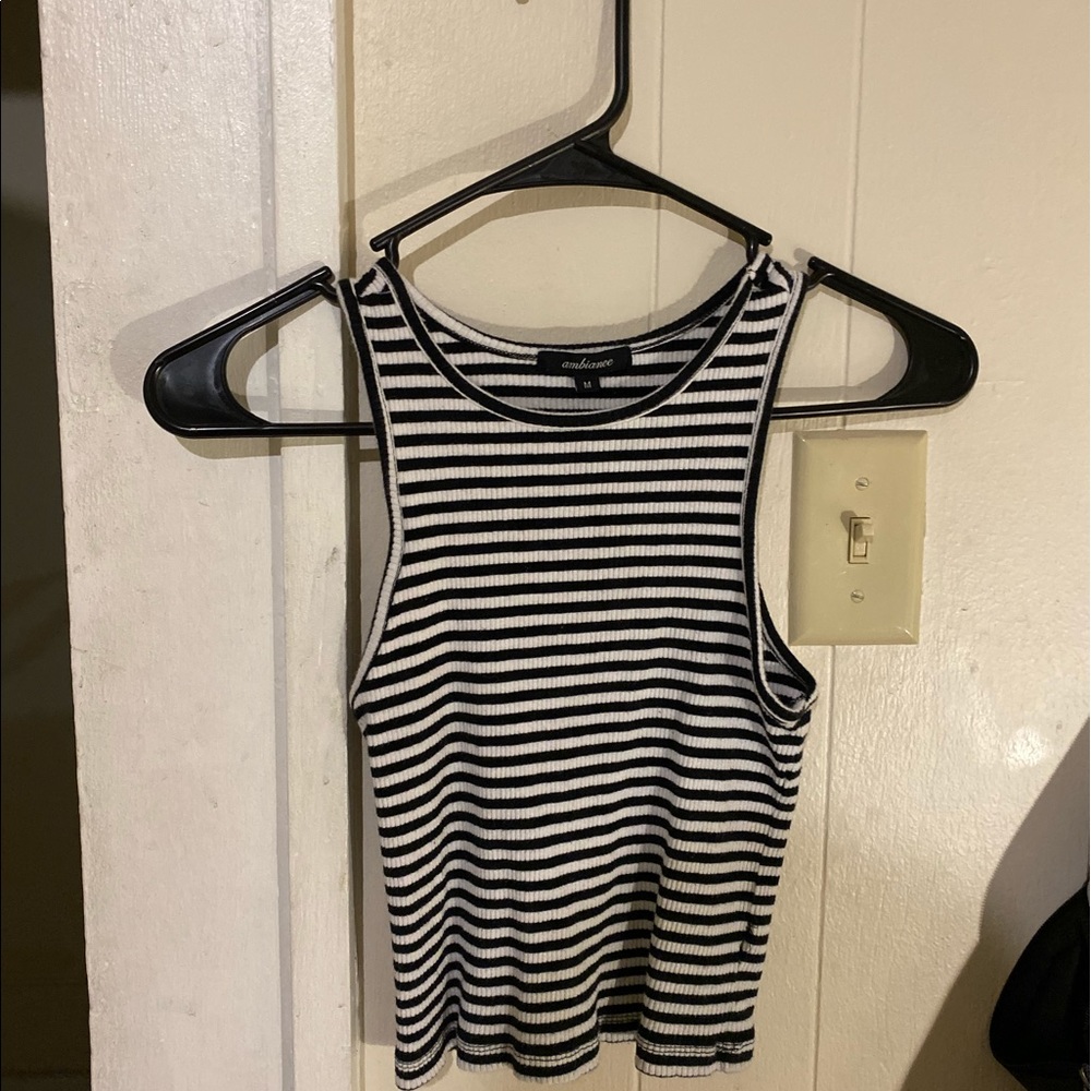Black and white crop top